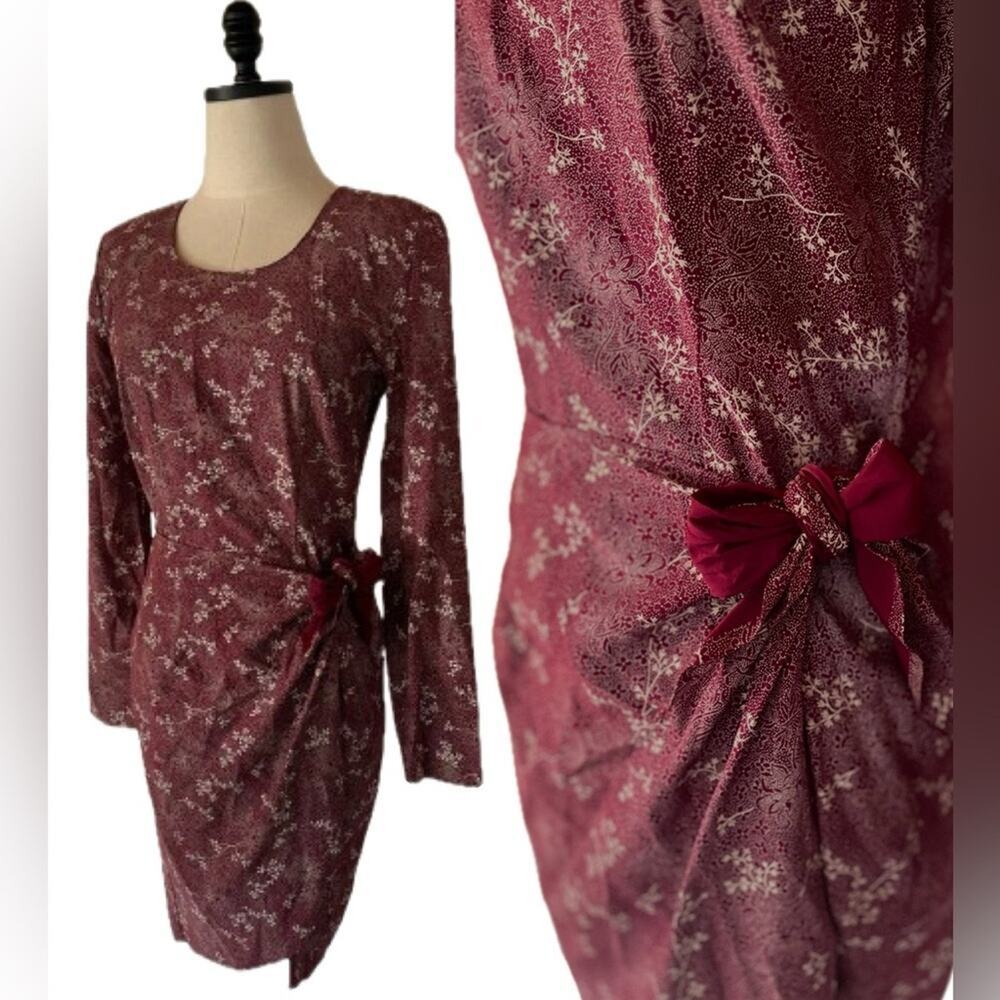 Vintage Floral Print Wrap Dress Bow Detail Size Medium Burgundy Long Sleeve Midi